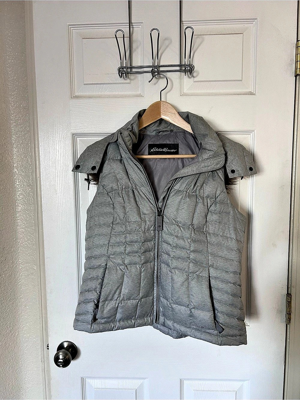 Eddie Bauer Slate Mountain Down Vest Gray Petite Medium